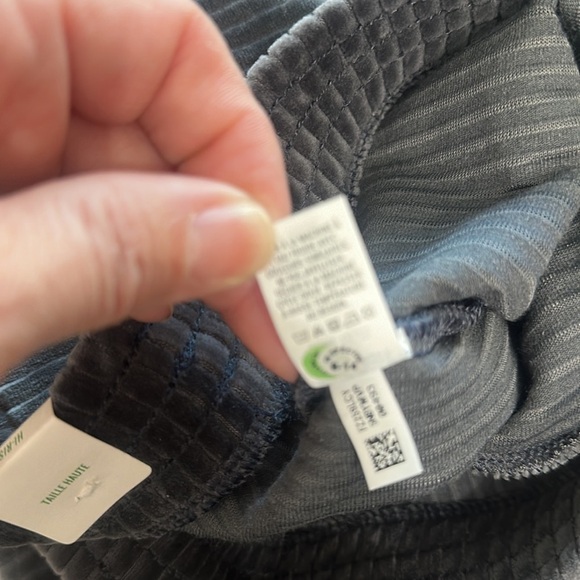 Aerie gray ribbed flare pants size small long. NWT. - Picture 12 of 13